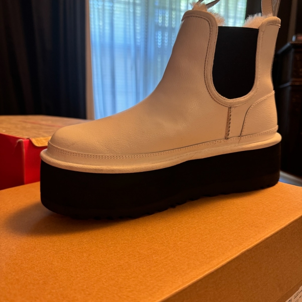 UGGs